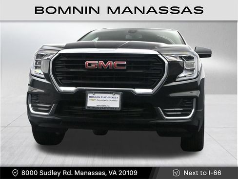 Used 2023 GMC Terrain SLE w/ Driver Convenience Package image 35