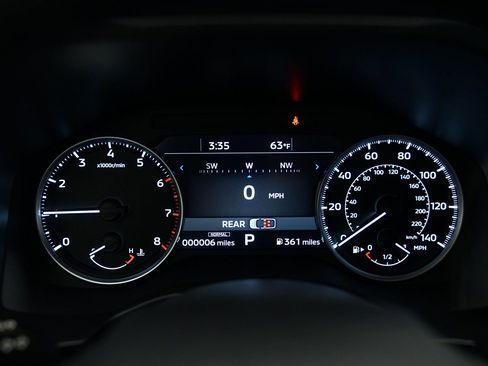 Used 2024 Mitsubishi Outlander SE image 23