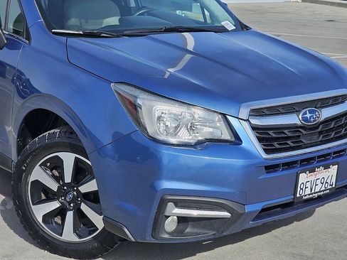Used 2018 Subaru Forester 2.5i Limited w/ Popular Package #2 image 6