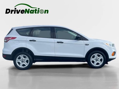 Used 2017 Ford Escape S image 6