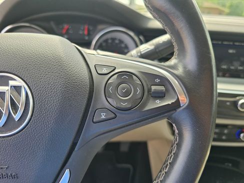 Used 2020 Buick Regal Preferred FWD image 14