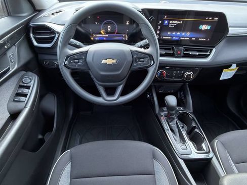 New 2026 Chevrolet TrailBlazer LT w/ Driver Confidence Package FWD image 11