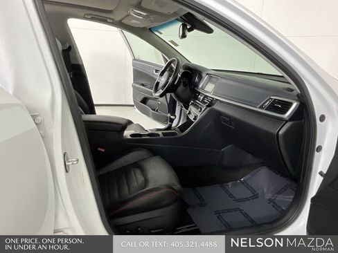 Used 2019 Kia Optima SX image 14