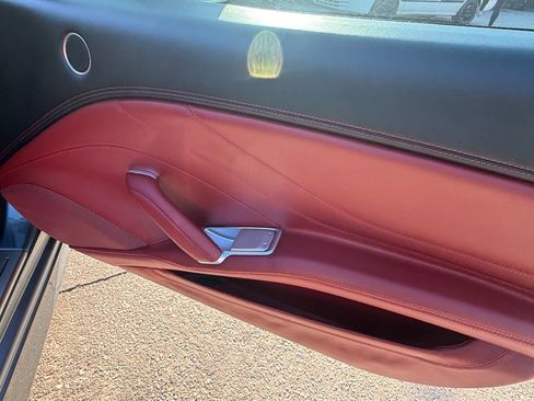 Used 2016 Ferrari California T image 13