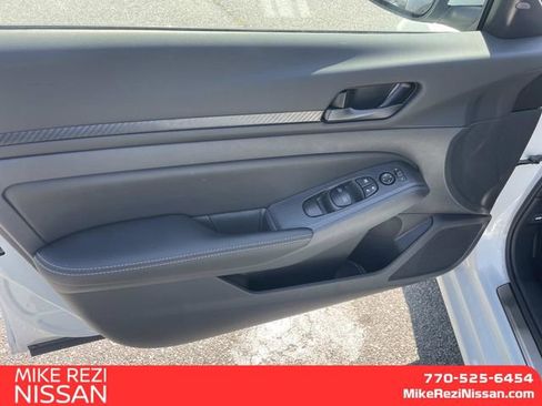 New 2026 Nissan Altima 2.5 SV w/ SV Special Edition Package FWD image 10