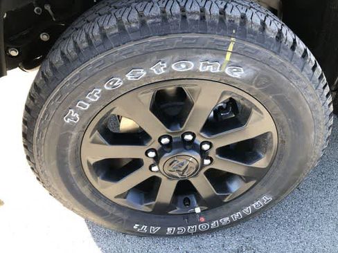 New 2026 RAM 2500 Laramie AWD/4WD image 10
