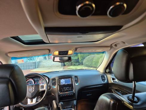 Used 2011 Dodge Durango Citadel w/ Trailer Tow Group IV image 11