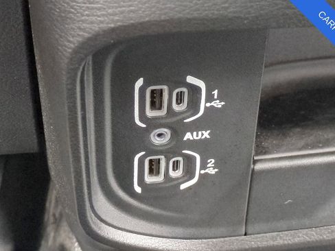 Used 2022 RAM 2500 Tradesman w/ Chrome Appearance Group image 34