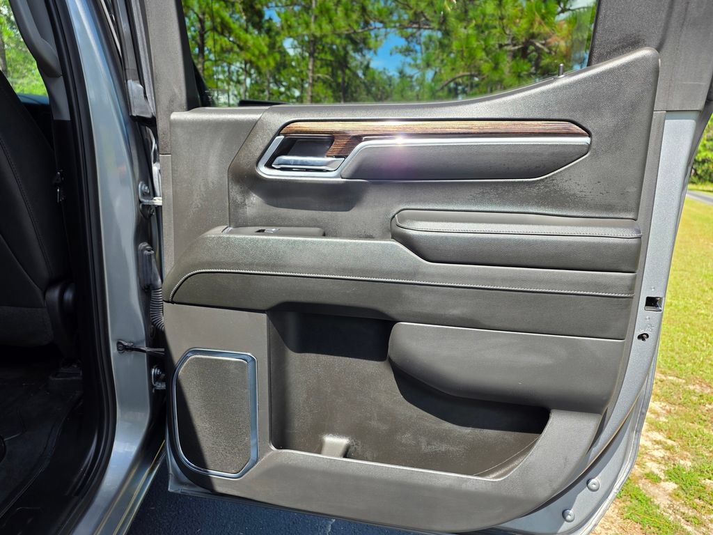 Used 2024 GMC Sierra 1500 Elevation w/ LPO, Elevation Black Package AWD/4WD image 22