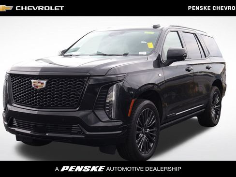 Used 2025 Cadillac Escalade Sport Platinum AWD/4WD image 1