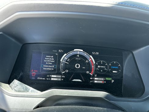 Used 2025 Toyota Sequoia Platinum w/ TRD Off-Road Package AWD/4WD image 16