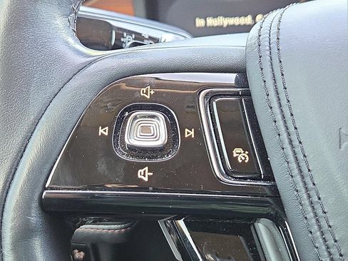 Certified 2023 Lincoln Aviator Reserve w/ Equipment Group 201A AWD/4WD image 22