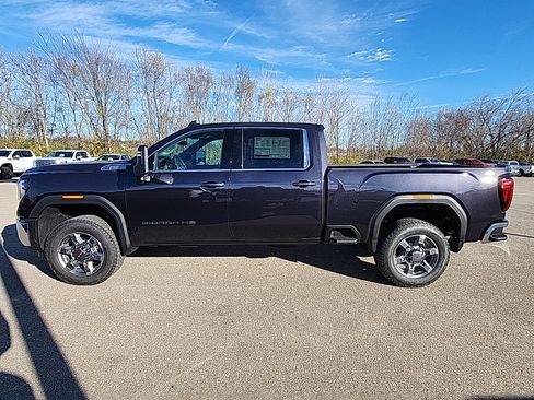 New 2026 GMC Sierra 2500 SLE image 5