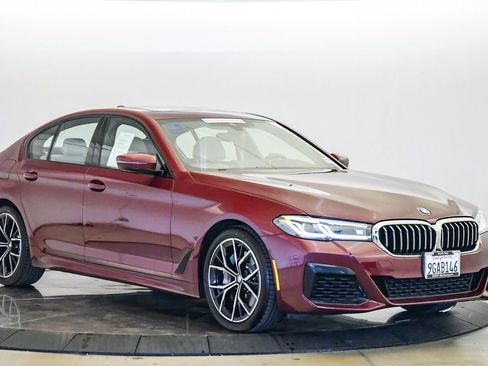 Certified 2023 BMW 540i xDrive w/ M Sport Package AWD/4WD image 6