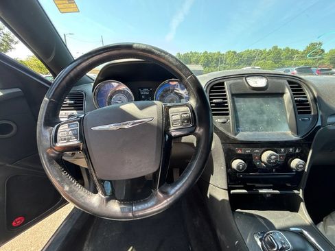 Used 2013 Chrysler 300 S w/ Luxury Group AWD/4WD image 11