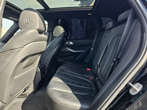 Used 2021 BMW X5 xDrive40i AWD/4WD image 18