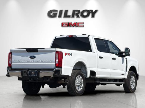 Used 2024 Ford F250 XLT AWD/4WD image 3