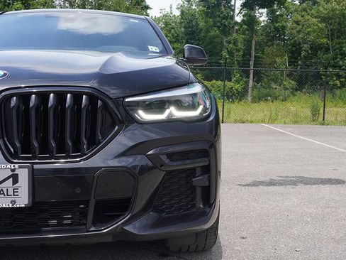 Used 2022 BMW X6 xDrive40i w/ M Sport Package AWD/4WD image 14