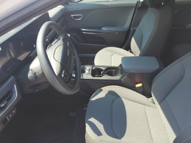 New 2026 Kia K4 FWD image 26