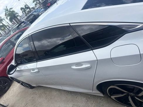 Used 2021 Honda Accord Sport image 11