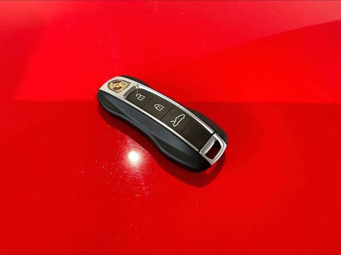 Used 2020 Porsche 911 Carrera S RWD image 31