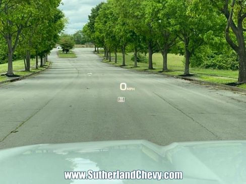Used 2025 GMC Yukon XL Denali AWD/4WD image 25