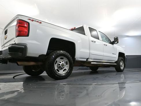 Used 2019 Chevrolet Silverado 2500 LT image 50