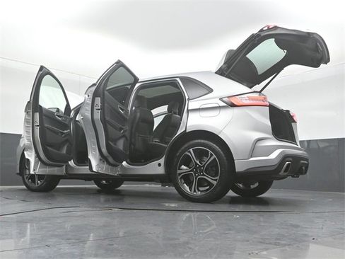 Certified 2019 Ford Edge ST w/ Convenience Package image 56