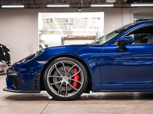 Used 2020 Porsche 718 Cayman GT4 RWD image 16