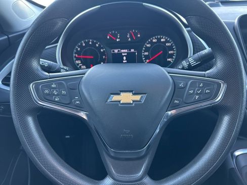Used 2023 Chevrolet Malibu LT image 23