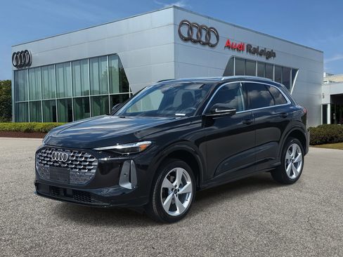 New 2025 Audi Q5 Premium Plus image 1