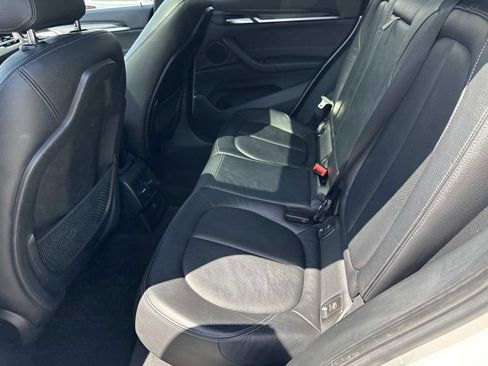 Used 2018 BMW X1 sDrive28i FWD image 12