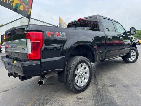 Used 2019 Ford F250 Platinum w/ Platinum Ultimate Package AWD/4WD image 3