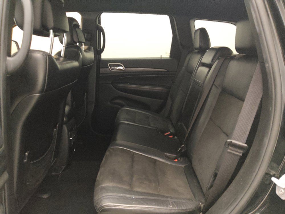 Used 2019 Jeep Grand Cherokee Laredo w/ Laredo X Package RWD image 18