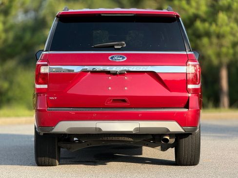 Used 2020 Ford Expedition XLT w/ Equipment Group 201A RWD image 6