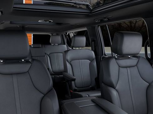 New 2026 Jeep Grand Wagoneer L 4WD image 26