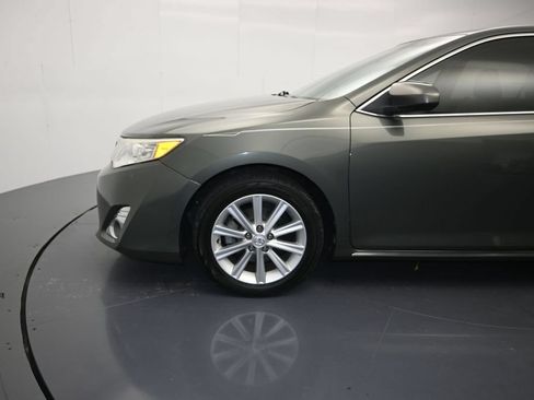 Used 2013 Toyota Camry XLE FWD image 9