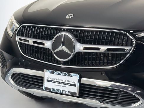 Used 2024 Mercedes-Benz GLC 300 4MATIC image 13