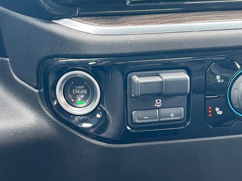 Used 2025 Chevrolet Silverado 2500 LT w/ Convenience Package AWD/4WD image 29