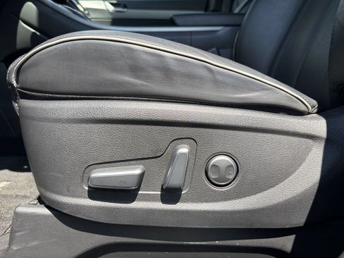 Used 2024 Hyundai Palisade SEL AWD/4WD image 14