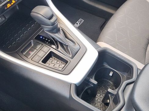 Used 2025 Toyota RAV4 XLE w/ Convenience Package image 16