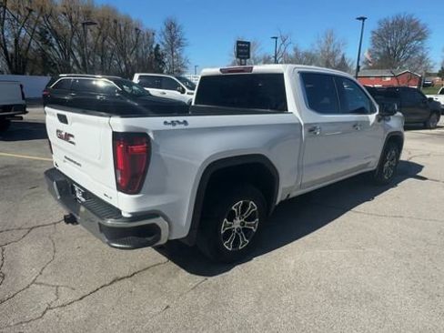 Used 2025 GMC Sierra 1500 SLT image 8