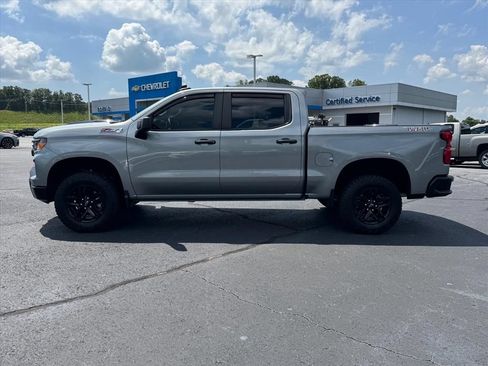 Used 2024 Chevrolet Silverado 1500 Custom Trail Boss AWD/4WD image 6