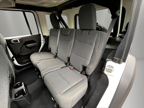 Used 2024 Jeep Wrangler Unlimited Sport AWD/4WD image 24