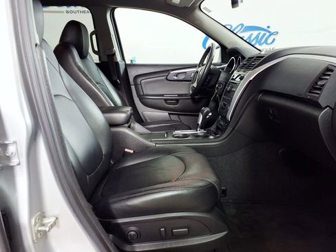 Used 2012 Chevrolet Traverse LT w/ LPO, 'HIT The Road' Package image 13