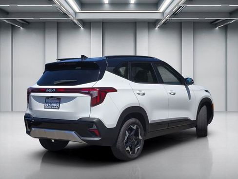 Certified 2026 Kia Seltos S FWD image 4
