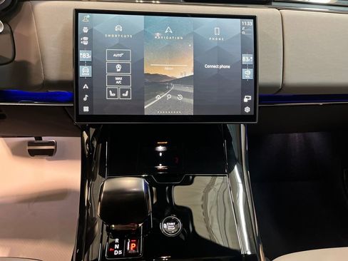 New 2025 Land Rover Range Rover Sport SV Edition Two image 32