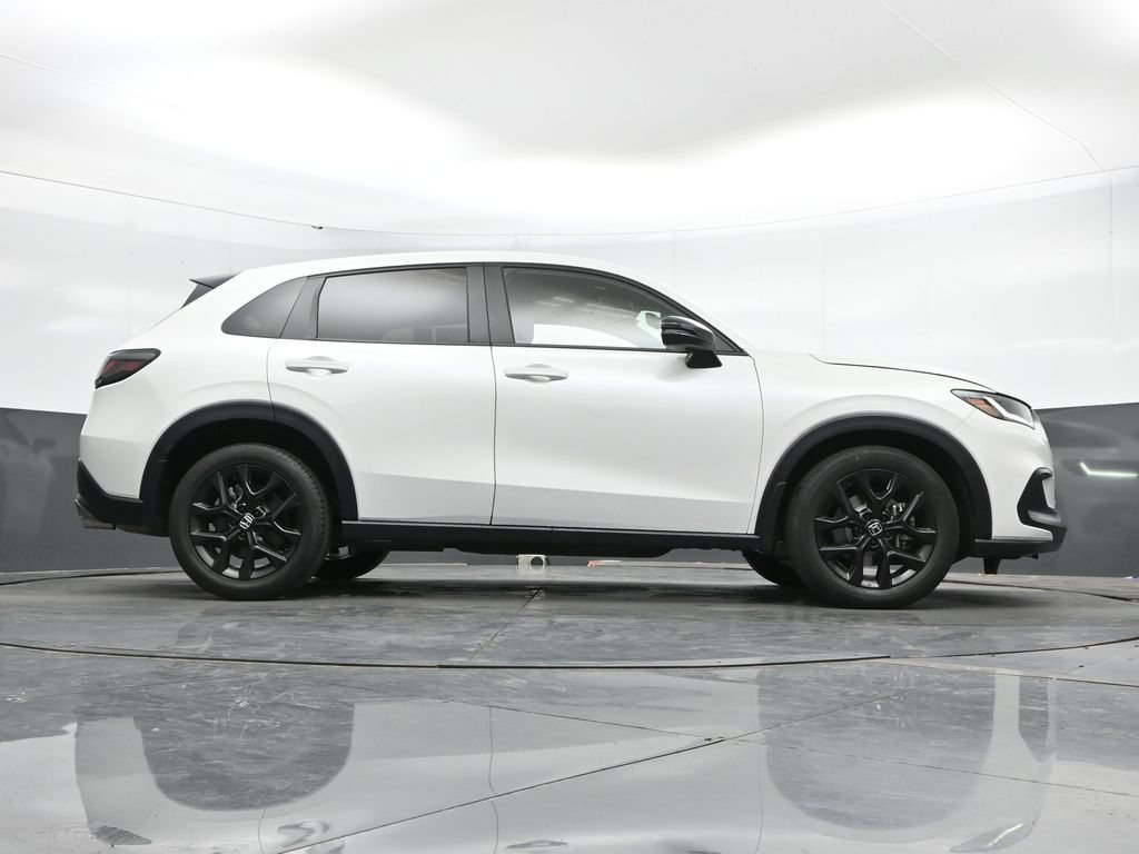 Used 2024 Honda HR-V Sport image 39