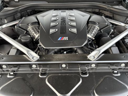 Certified 2025 BMW X7 M60i w/ Executive Package image 35