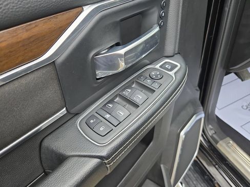 Used 2022 RAM 2500 Laramie image 13